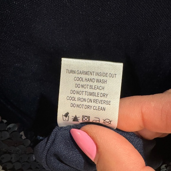 Sequin Mini Dress. Superdown cocktail dress. M - Picture 11 of 11